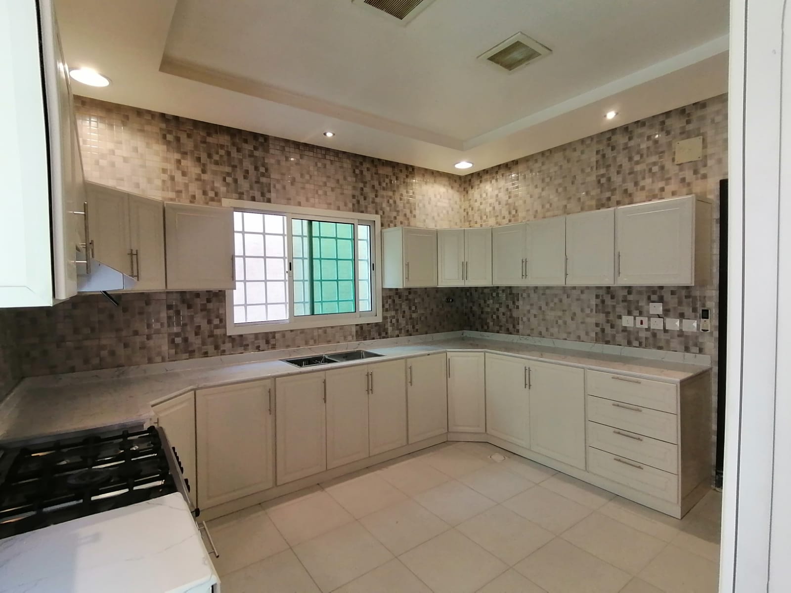 مطبخ جاهز معدل